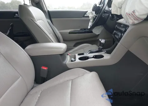 2018 Kia Sportage Ex z USA, uszkodzony, nr VIN KNDPNCAC3J7422024